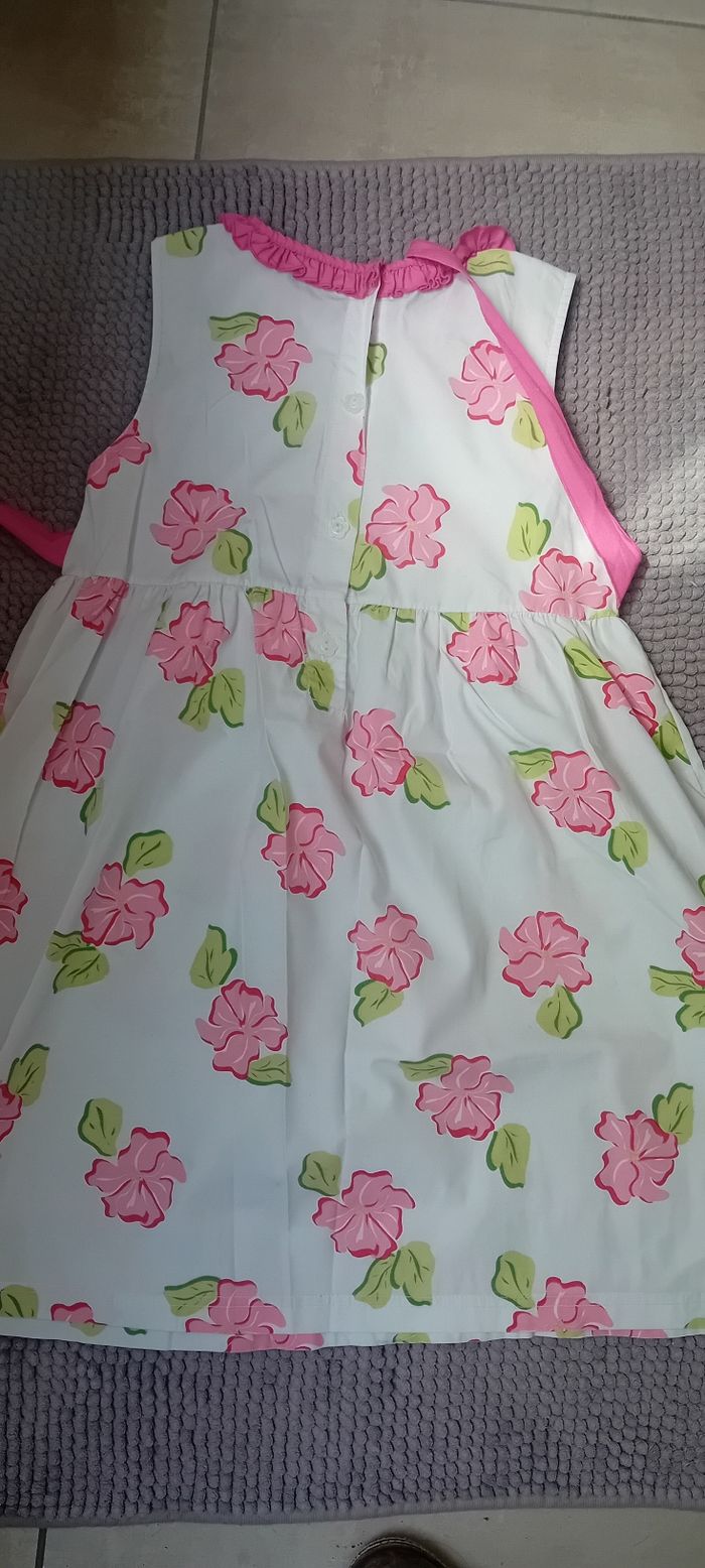 Robe 6 ans - photo numéro 4