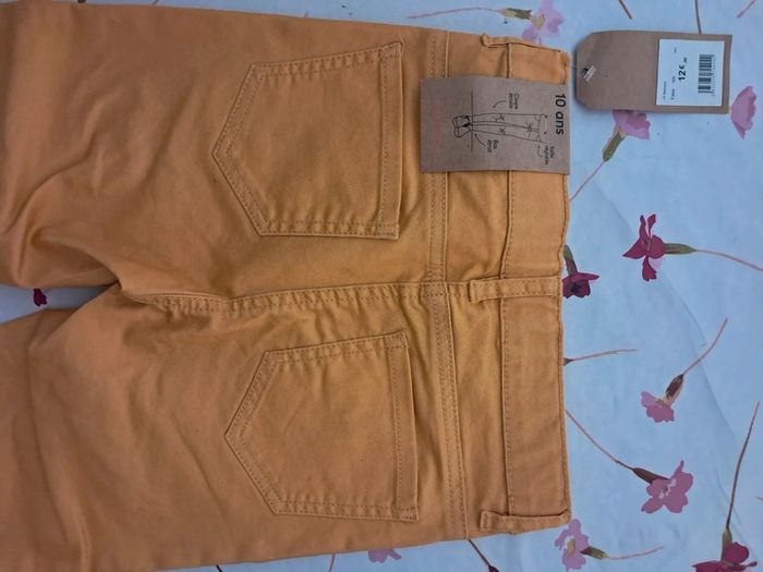 Lot 3 beaux pantalons jegging / jeans reglables dont 1 neuf 🏷 et 2 TBE - 10A - FPC, kiabi, Ikks - photo numéro 6