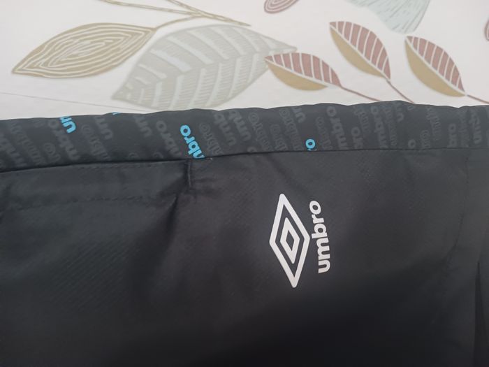 short garçon T10 ans - photo numéro 2