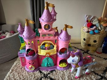 Château magique du royaume enchanté vtech + licorne