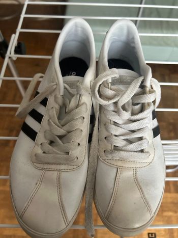 Baskets adidas blanches