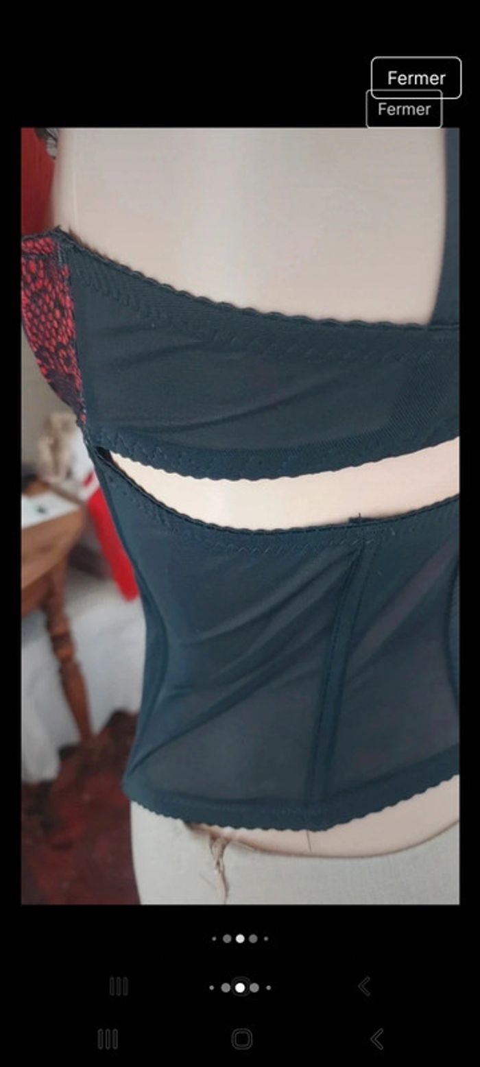 Corset noir et rouge Besired taille S - photo numéro 10