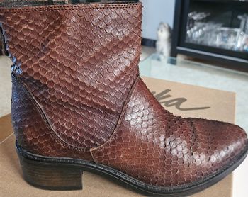 Boots reptile marron
