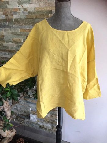 Haut jaune en lin