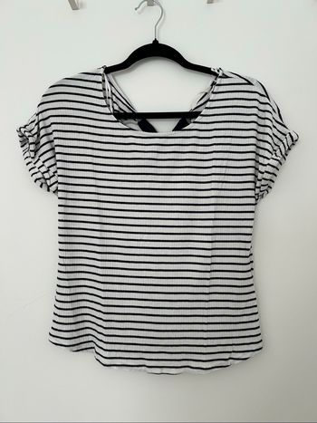 T-shirt marinière manches courtes matière élastique noeud dans le dos NafNaf M