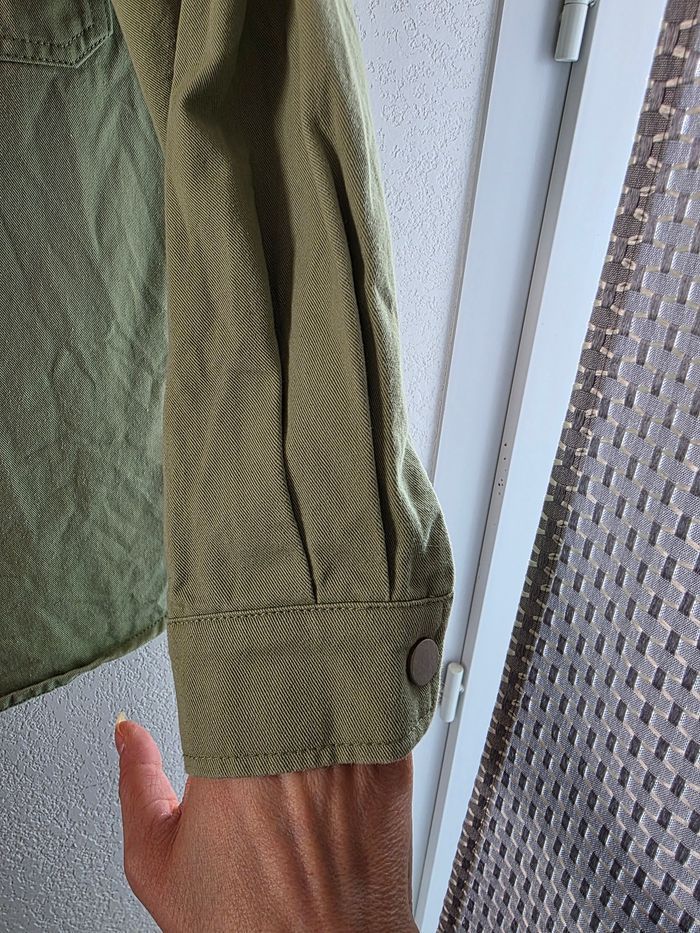 Surchemise kaki boohoo taille 34 - photo numéro 4