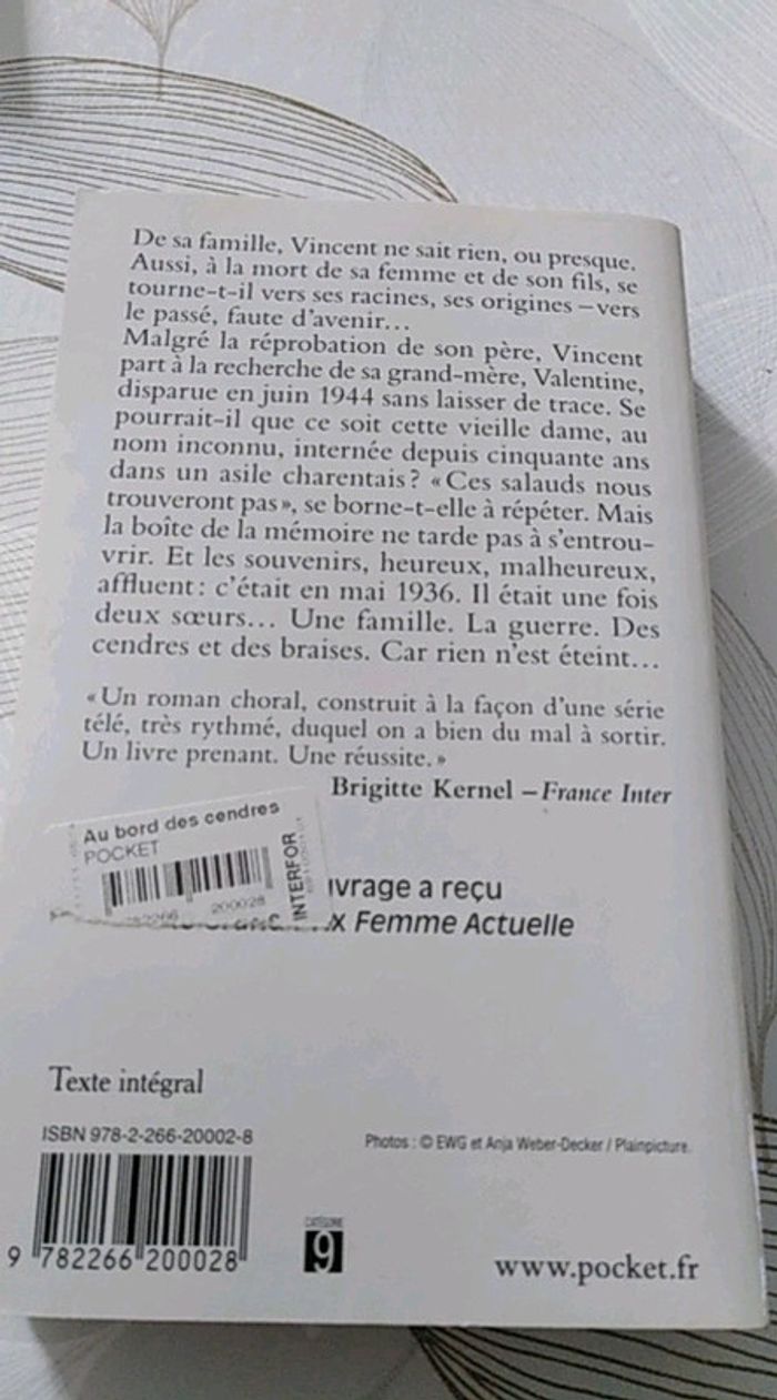 Livre - photo numéro 2