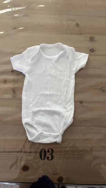 Body blanc tissaia 6 mois