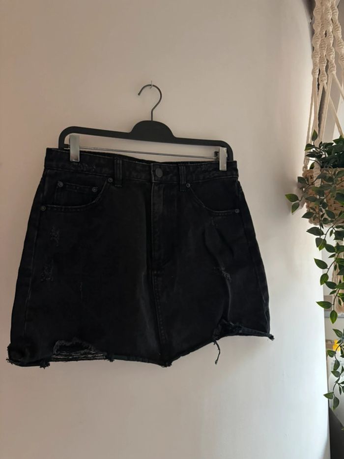 Mini jupe en jean noir déchiré - Stradivarius - Taille L - photo numéro 4