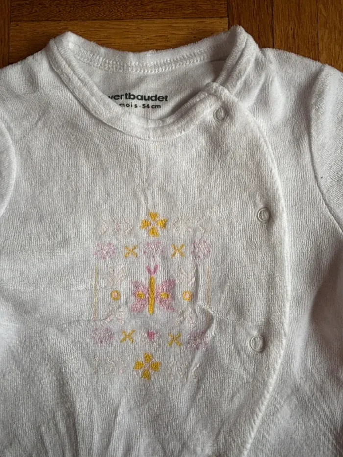 Pyjama Vertbaudet 1 mois comme neuf - photo numéro 2
