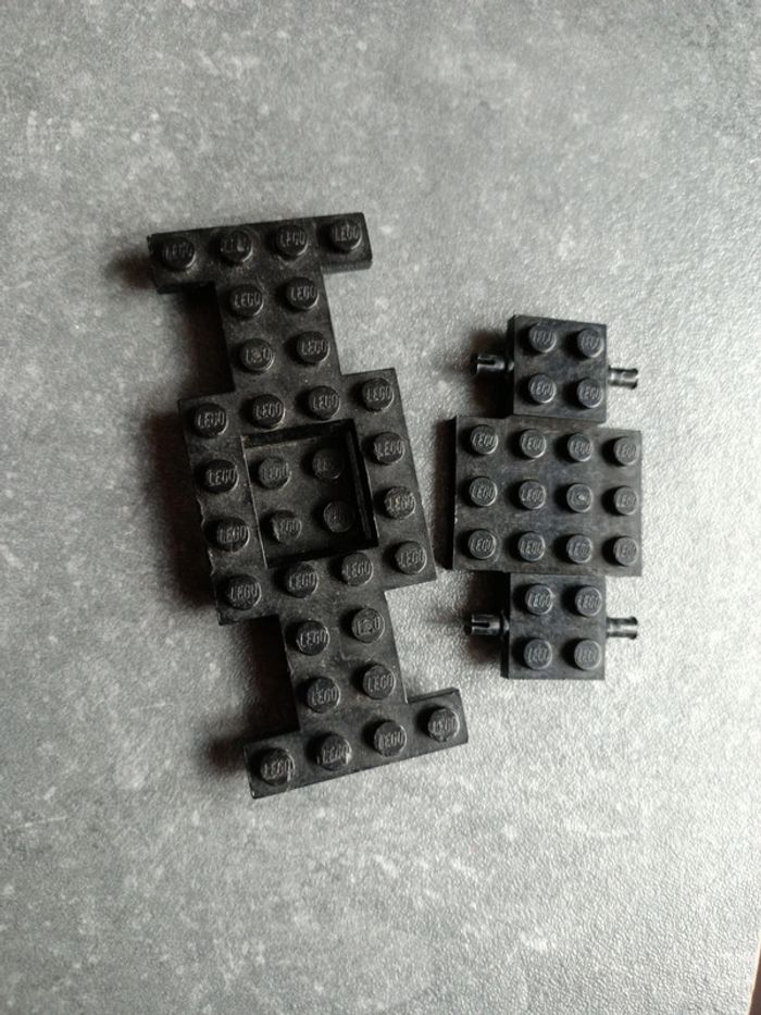 Lego lot chassis voitures noirs - photo numéro 2