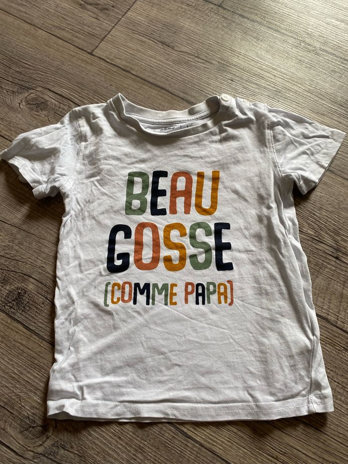 T-shirt