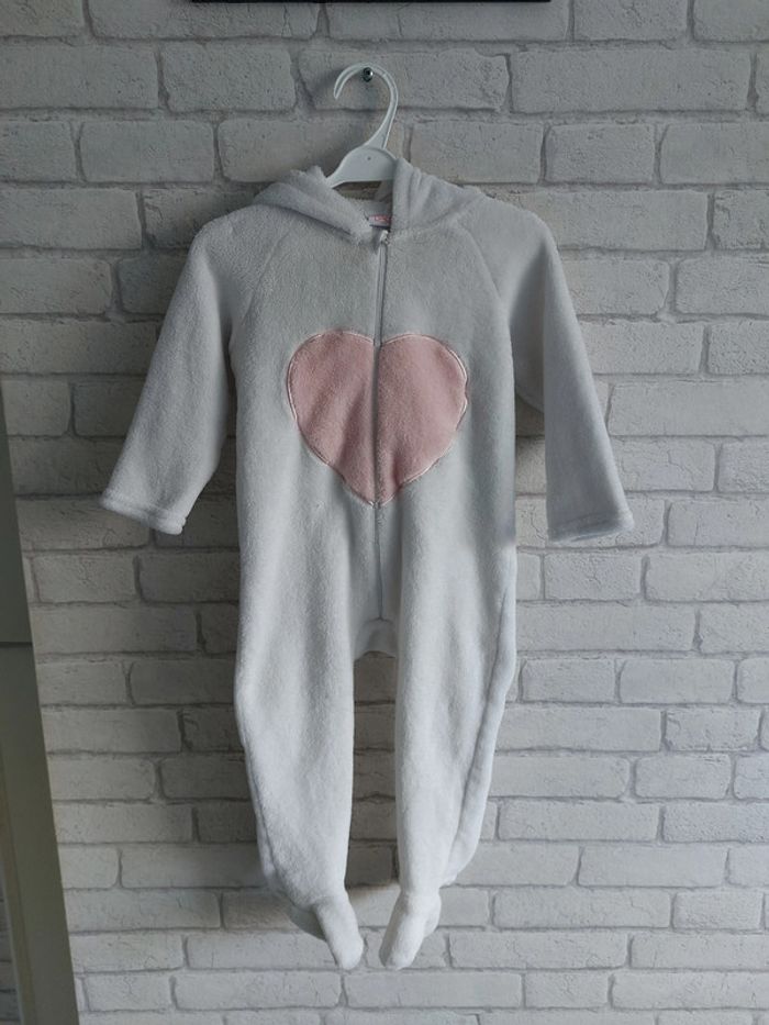 Pyjama pilou pilou Disney taille 24 mois