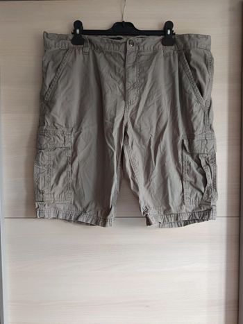 Short gris homme 38