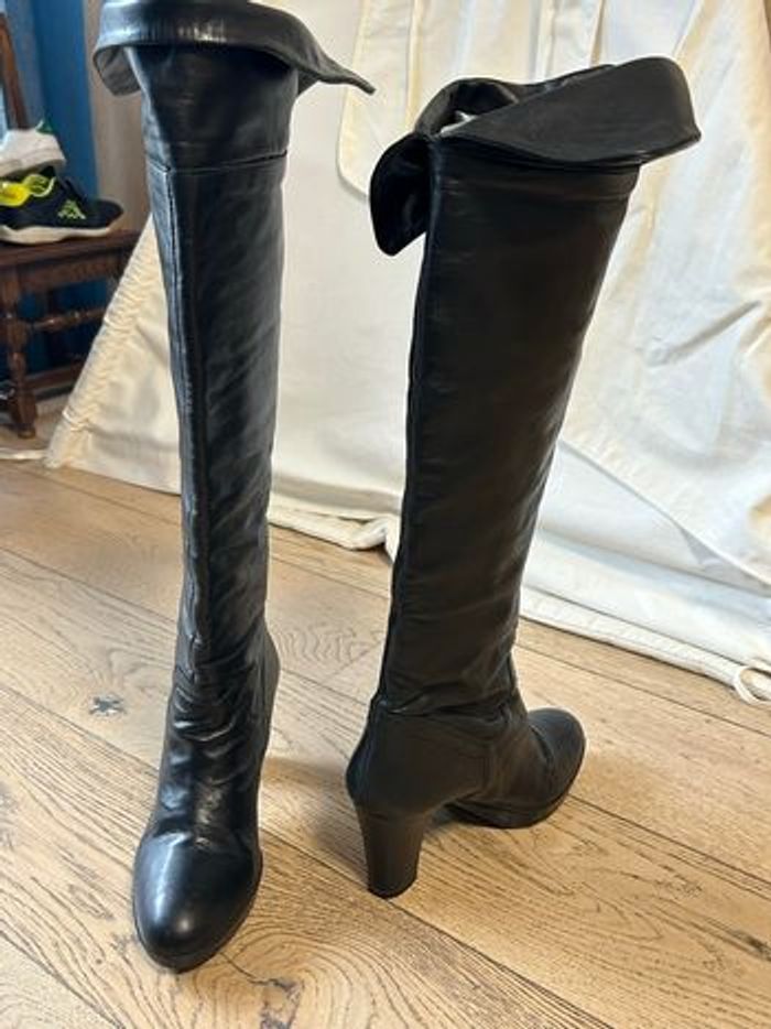 Bottes femme en cuir noir / taille 37 - photo numéro 4