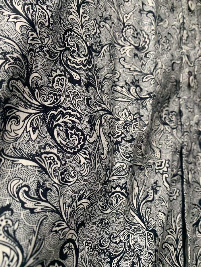 Chemise H&M motif gris bleu - photo numéro 4