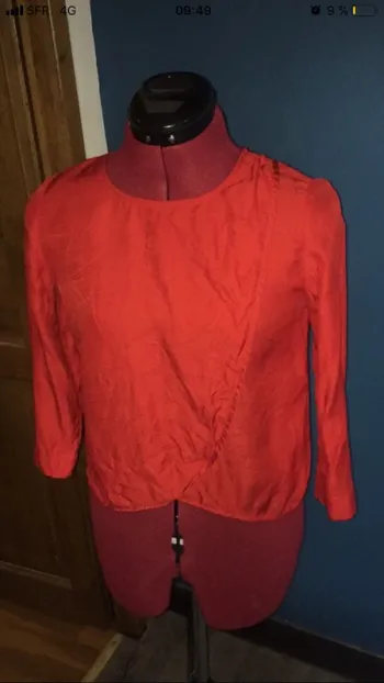 Blouse en soie rouge sezane