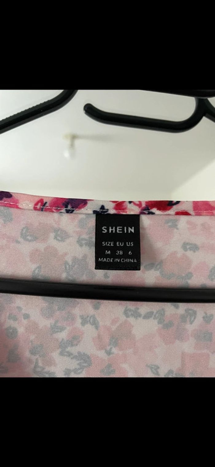 robe patineuse à fleurs - photo numéro 4