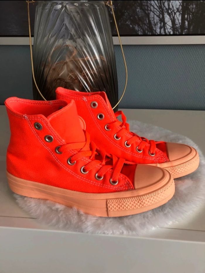 Converses orange 🍊 - Très bon état - photo numéro 2