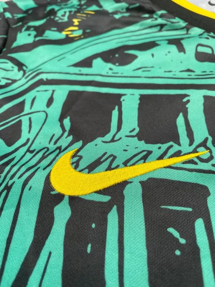 Maillot concept foot Brésil vert noir édition Cathédrale taille M - photo numéro 5