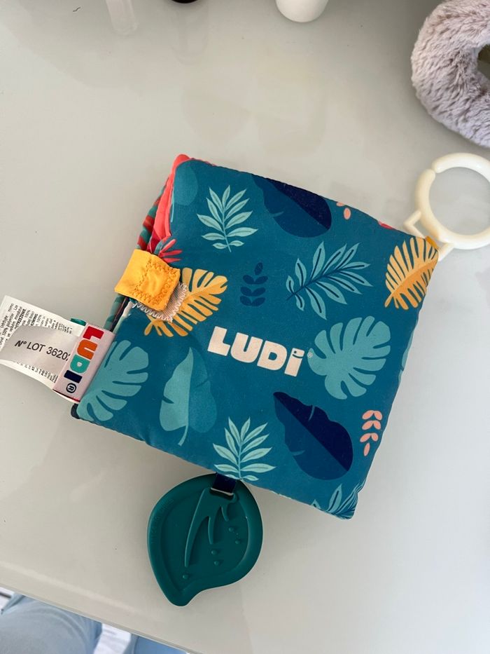 Livre d’éveil - photo numéro 5