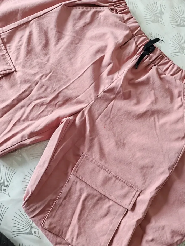 Ensemble pantalon + t shirt 11/12 ans - photo numéro 3