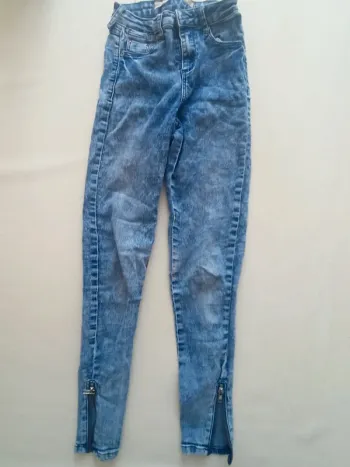 Jeans troué 14 ans