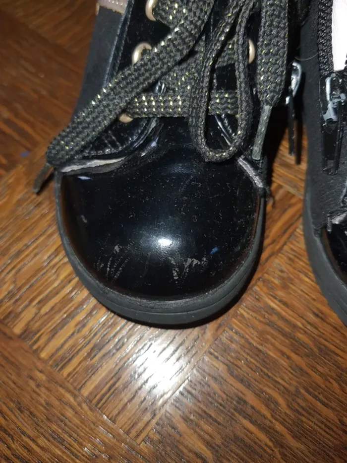 Chaussure - photo numéro 2