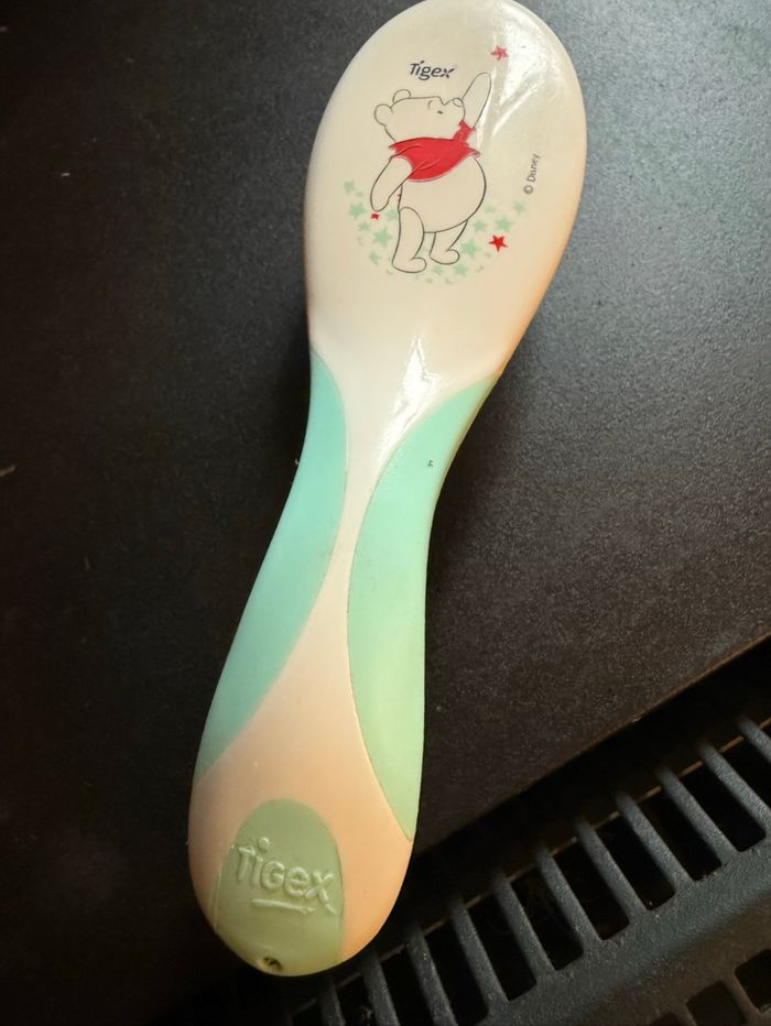 Brosse à cheveux nourrisson
