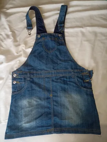 Salopette jupe en jeans taille 14 ans