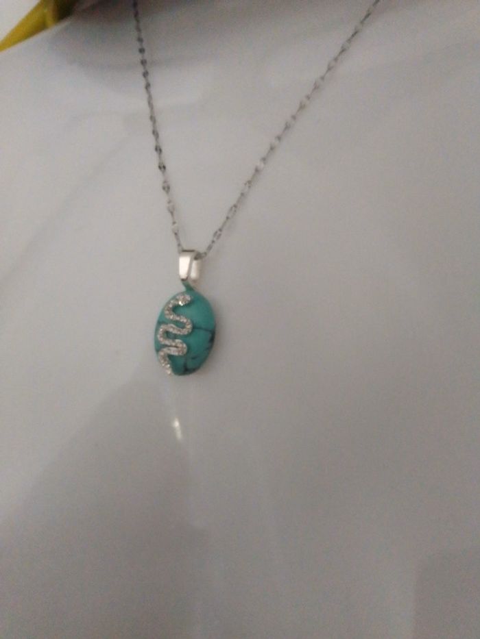 Collier serpent argenté pierre howlite bleu - photo numéro 2