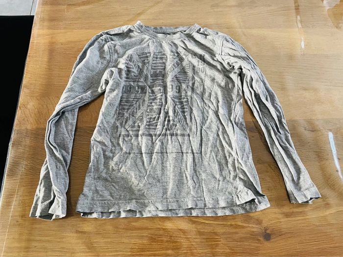 Lot de tee shirts ML garçon 8 ans - photo numéro 3
