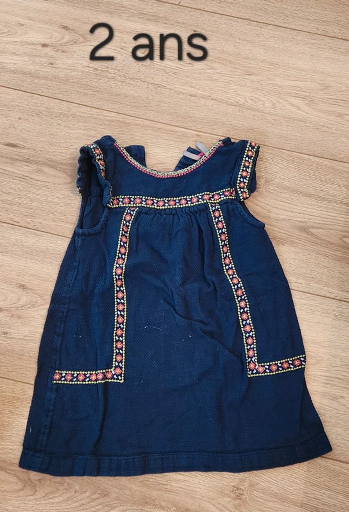 Robe 2 ans