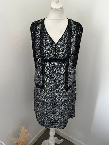 Robe à motif et dentelle noire Sandro S