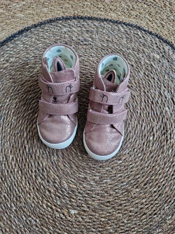 Jolie chaussures taille 25