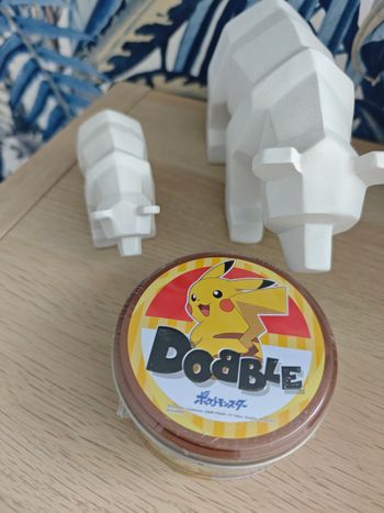Jeu de société Pikachu pokémon dobble spot it neuf