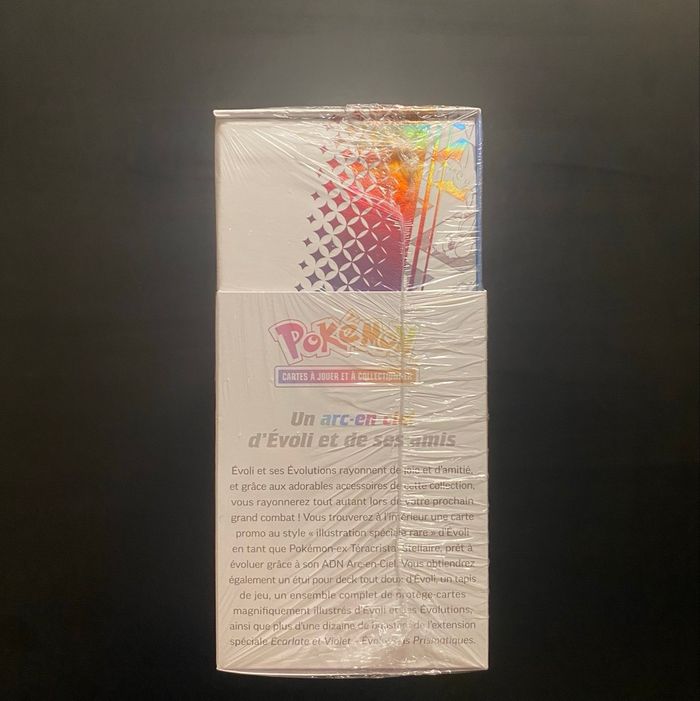 Collection Super Premium Pokémon (SPC) 8.5 Évolutions Prismatiques – Neuf - photo numéro 6