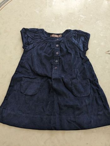 Robe Bout'chou velours côtelé bleu marine.