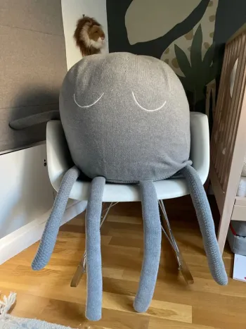Pouf Octopus Poofi neuf tricoté