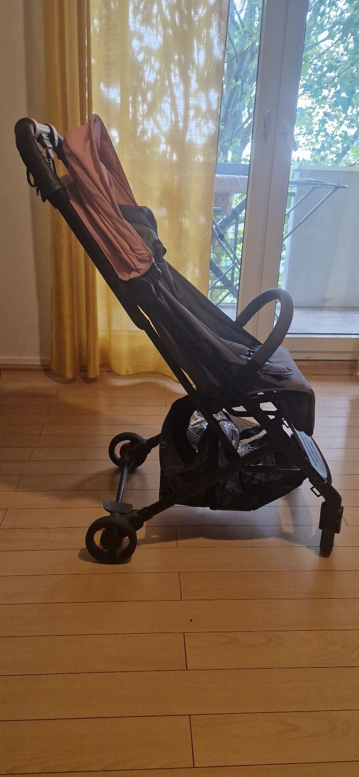 Vend poussette rose - photo numéro 2