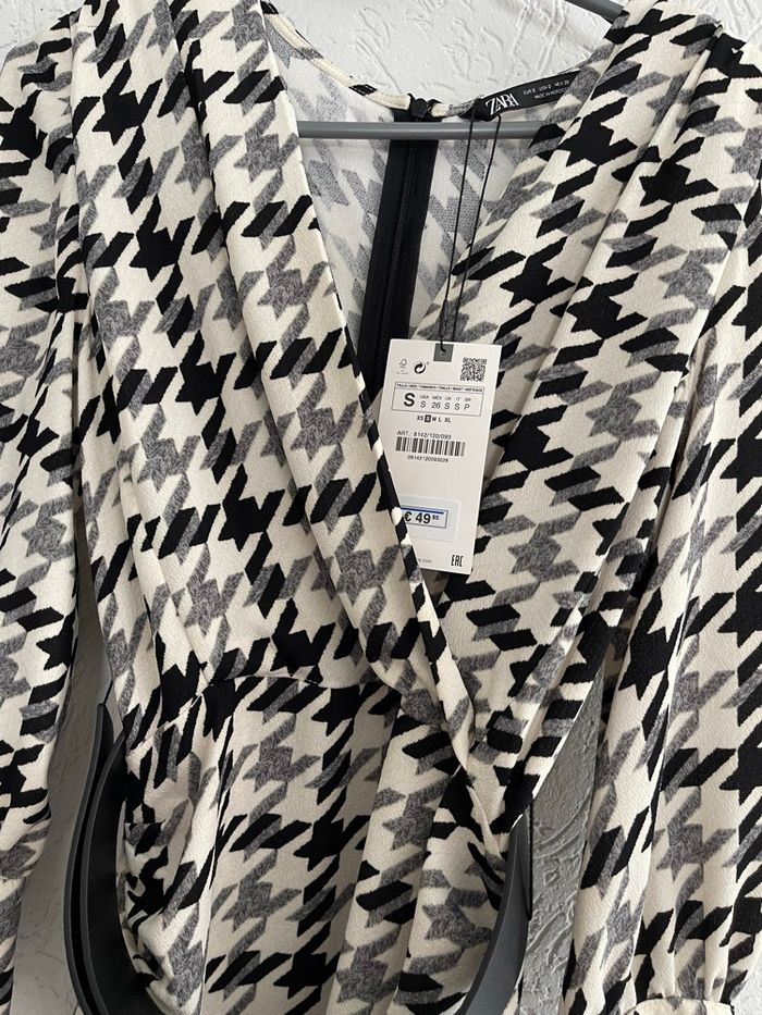 Robe Zara neuve S - photo numéro 2