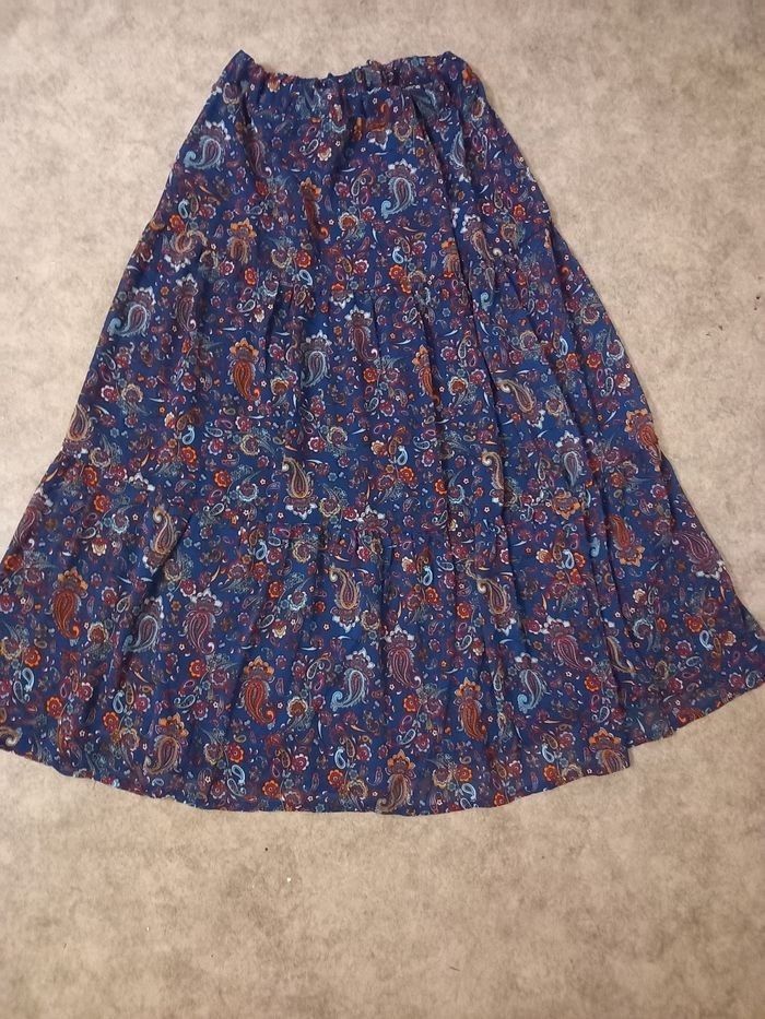 Jupe a motif - photo numéro 1