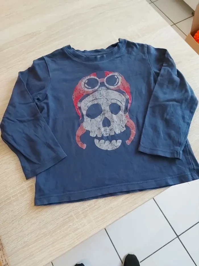 T-shirt