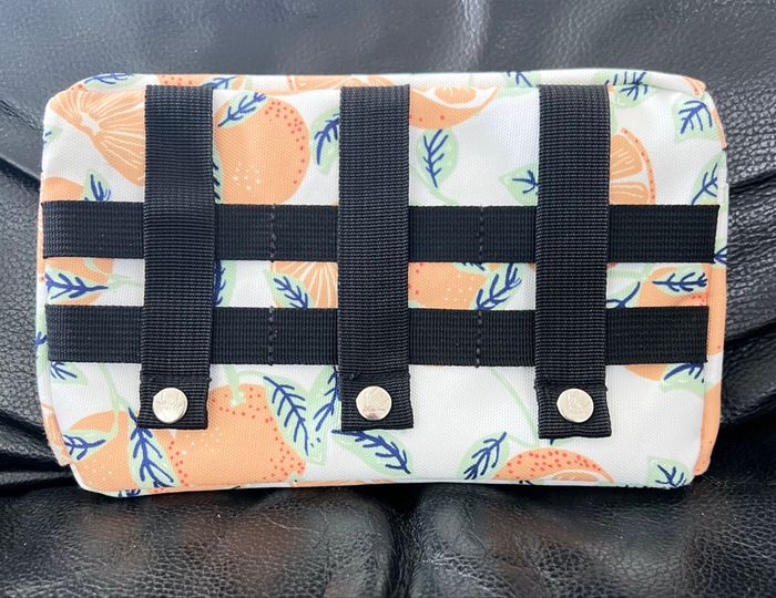 Pochette Cabaia Avenue du Prado - photo numéro 2