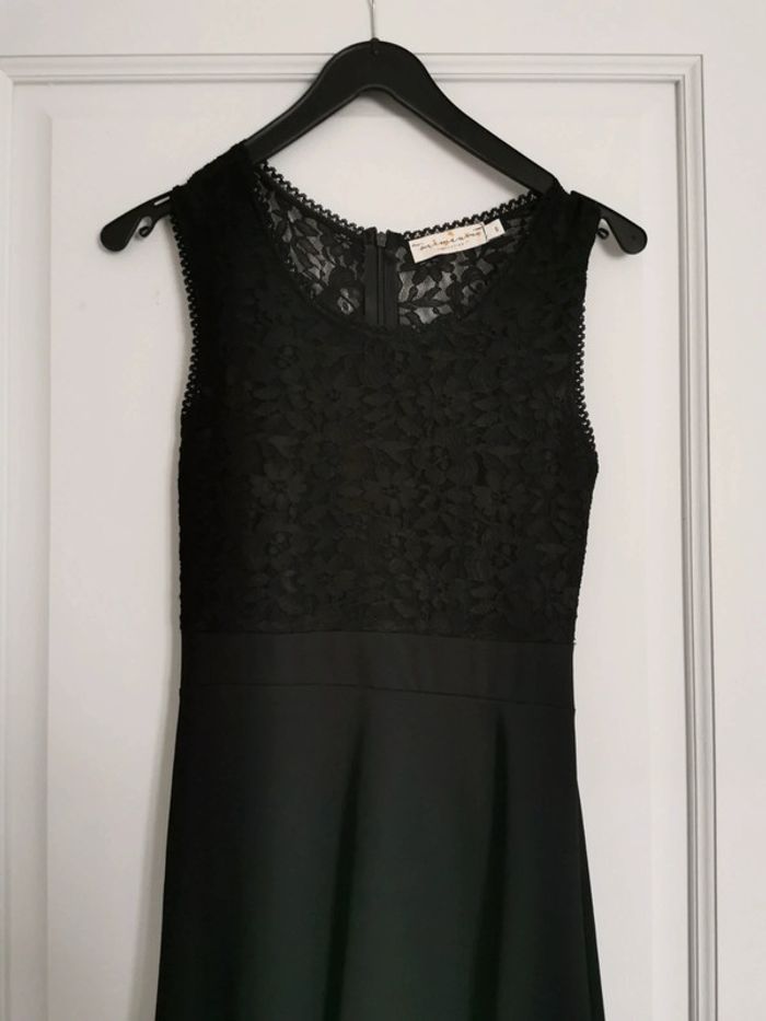Robe noire dentelle - photo numéro 2