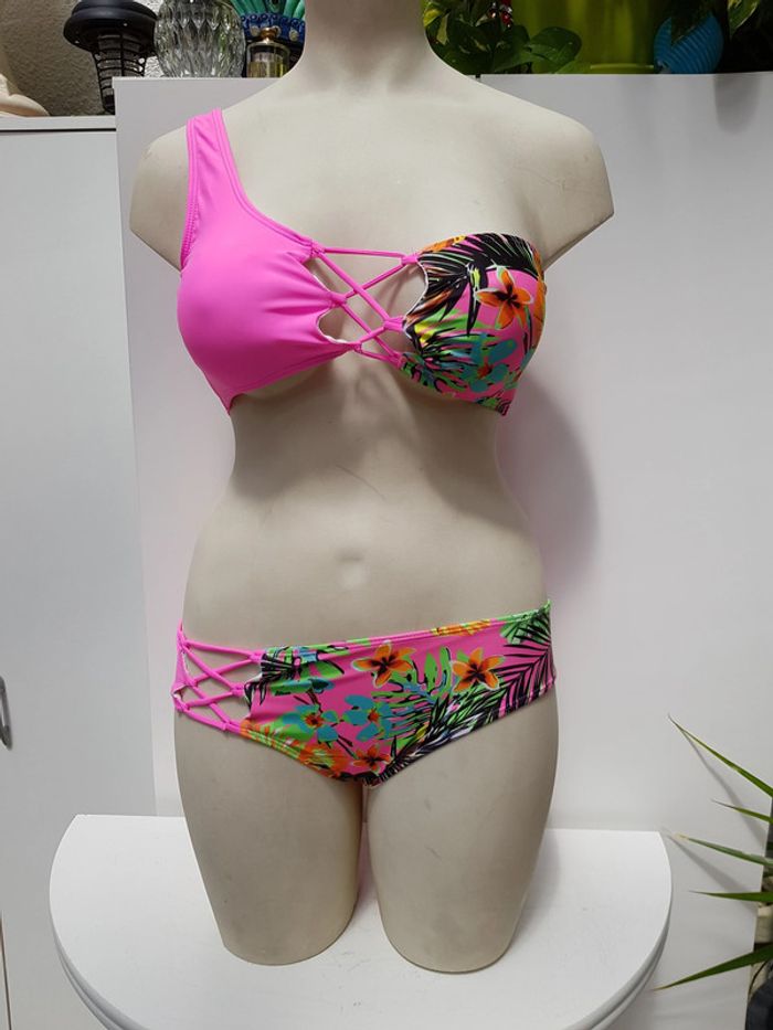 Maillot De Bain Rose Fluo Imprimé Fleurs Tropicales Multicolore - photo numéro 2