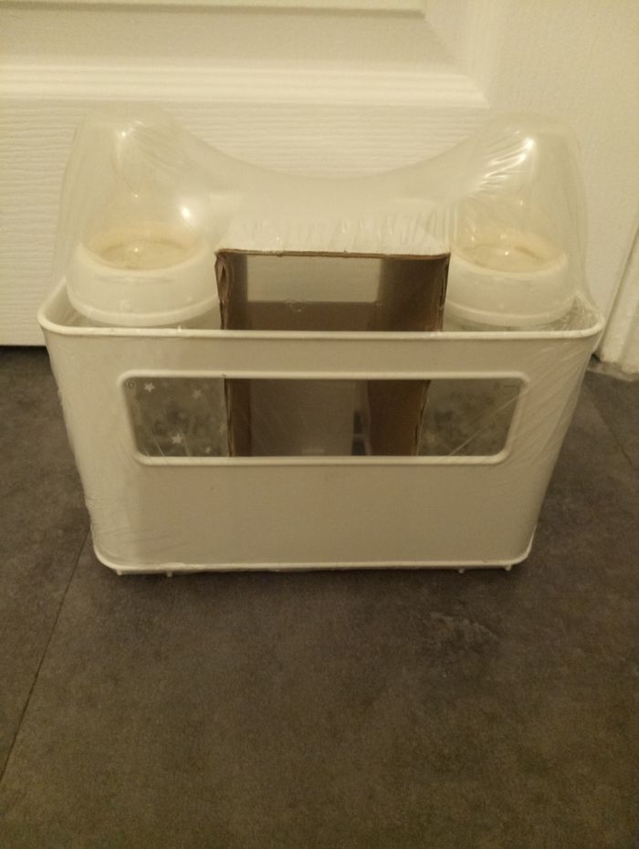 Lot 4 biberons verre first choice Nuk + porte biberon neuf - photo numéro 3
