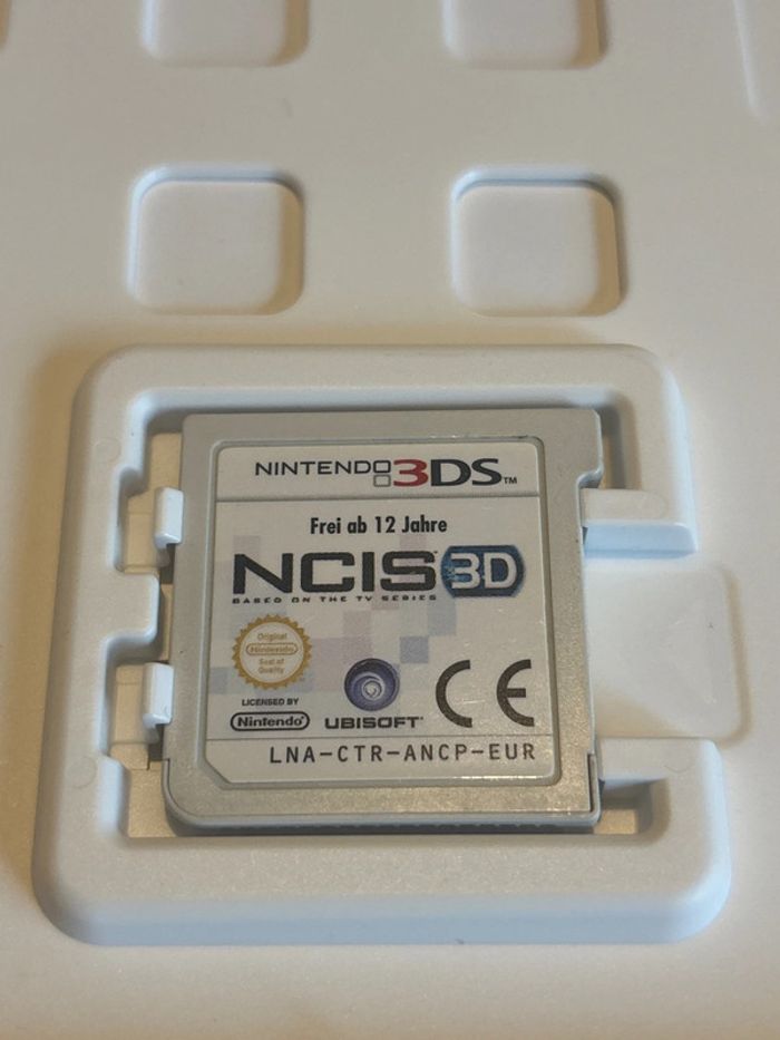Ncis 3D console Nintendo 3ds - photo numéro 3
