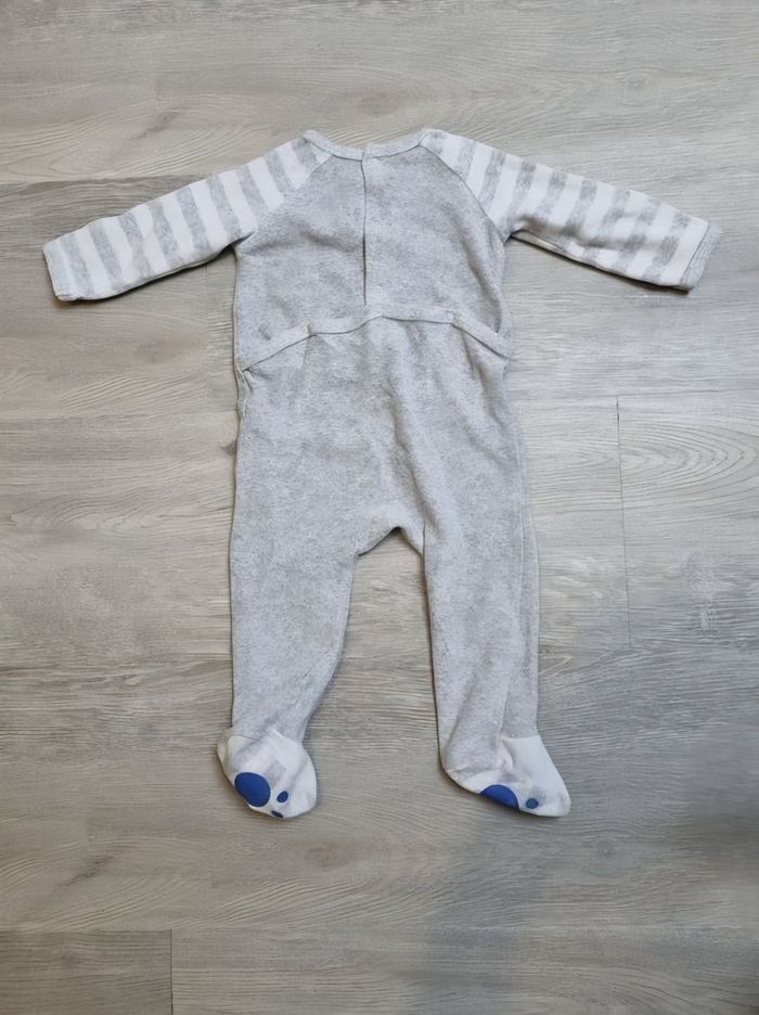 ​Pyjama/Grenouillère Gemo Bébé "Little Gentleman" Gris Rayé 12 Mois Tres Bonne Etat - photo numéro 3