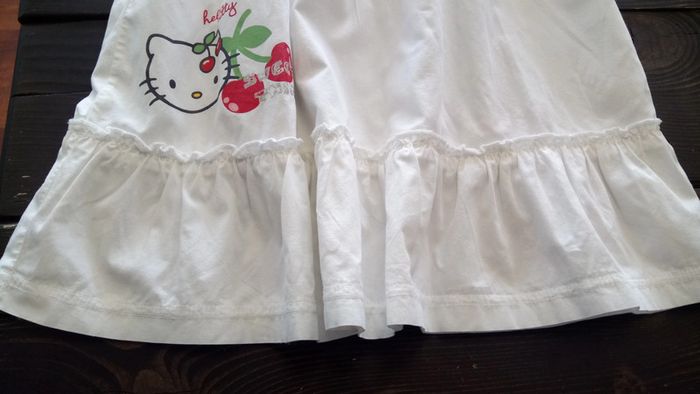 Robe blanche Hello Kitty 6 ans - photo numéro 2